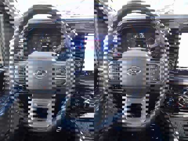 Used 2024 Ford F350 Lariat w/ Lariat Ultimate Package image 16