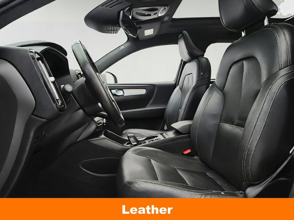 Used 2020 Volvo XC40 T5 Momentum AWD/4WD image 11