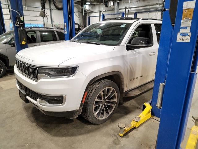 Used 2024 Jeep Wagoneer Series II w/ Premium Group I image 3