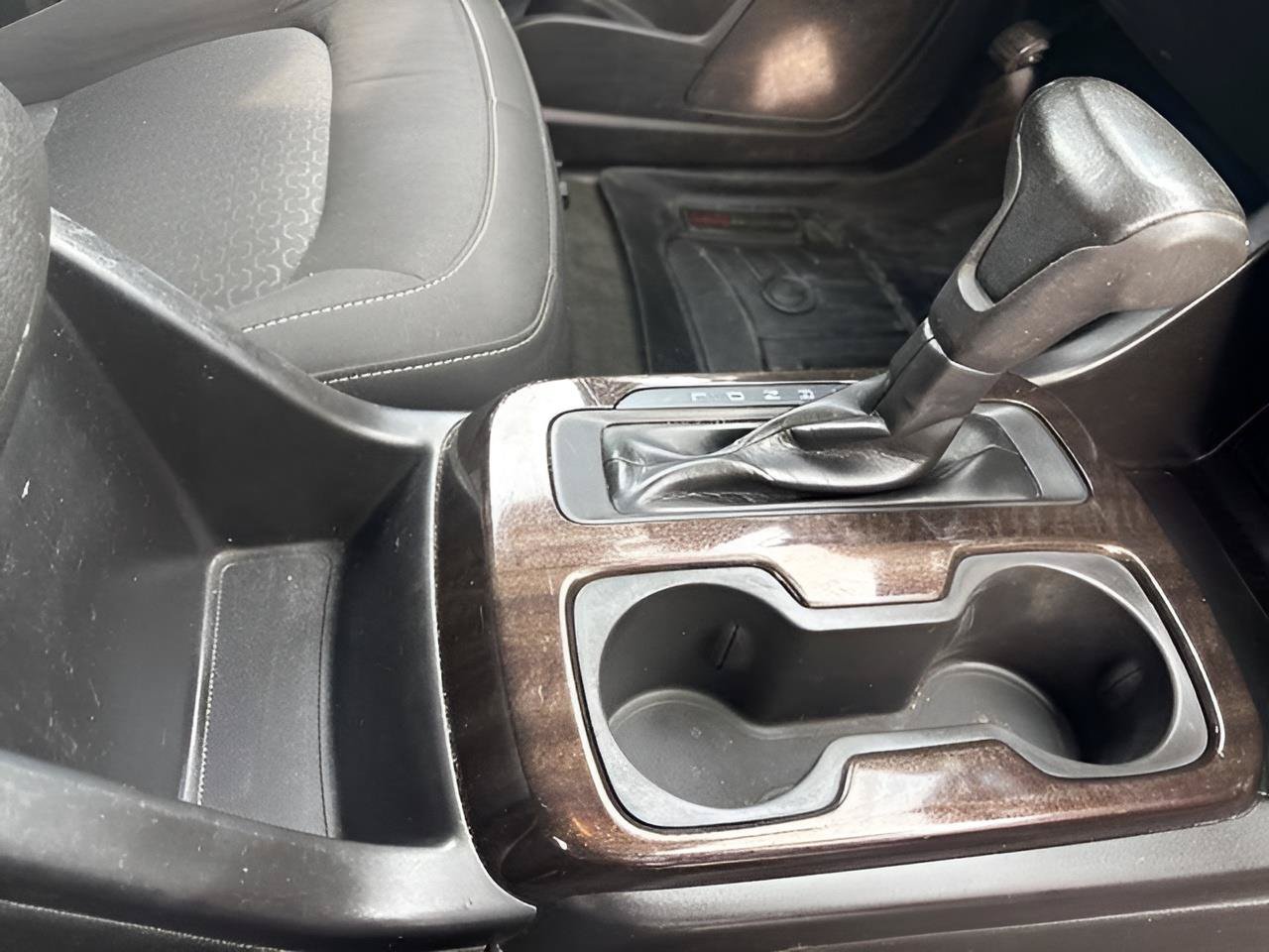 Used 2018 GMC Canyon SLE w/ SLE Convenience Package RWD image 15