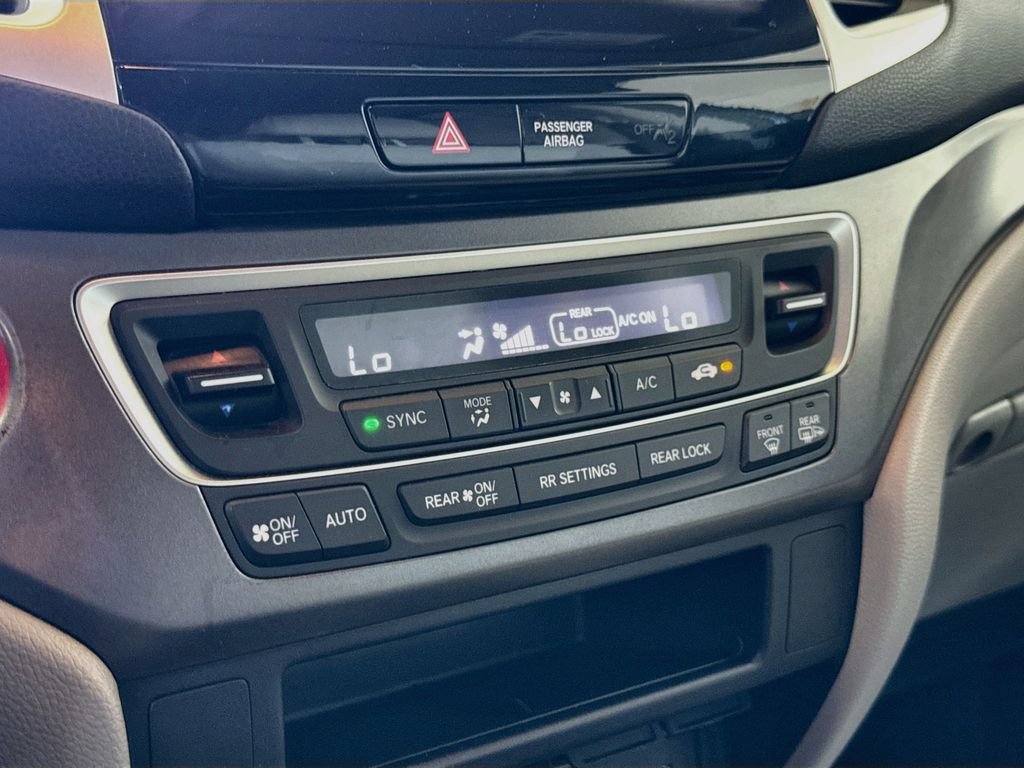 Used 2018 Honda Pilot EX image 15
