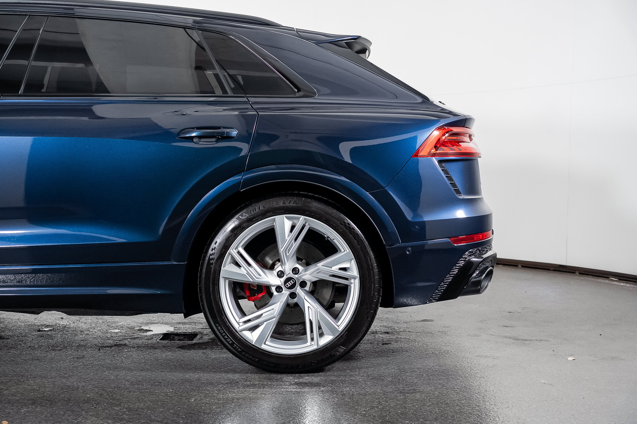 Used 2024 Audi RS Q8 AWD/4WD image 19