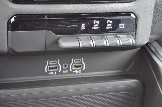 New 2026 RAM 1500 Big Horn w/ Night Edition AWD/4WD image 26