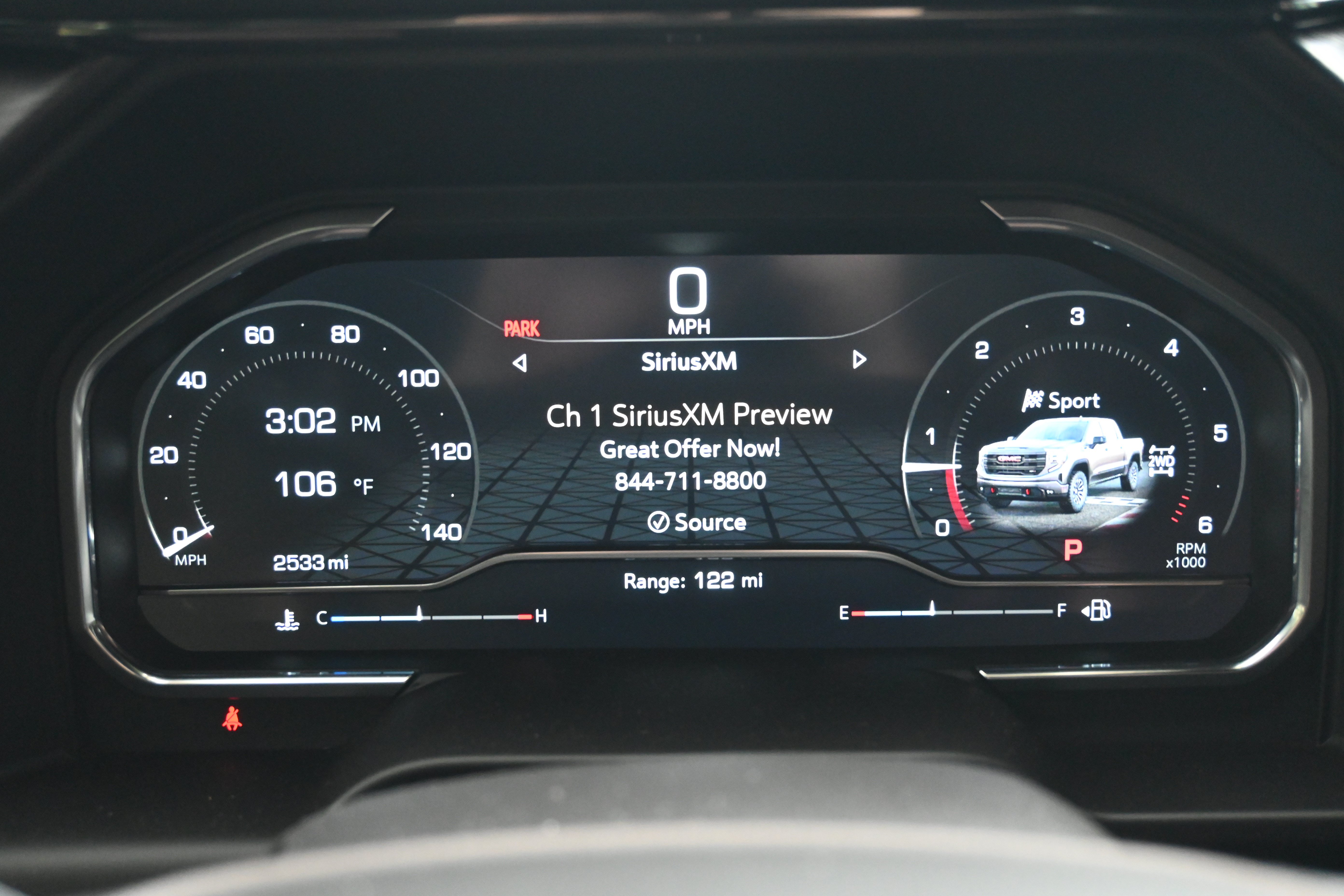 Used 2025 GMC Sierra 1500 AT4 w/ AT4 Premium Package AWD/4WD image 14