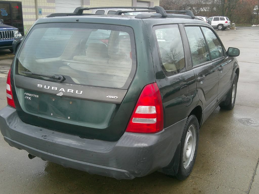 Used 2004 Subaru Forester 2.5X AWD/4WD image 4