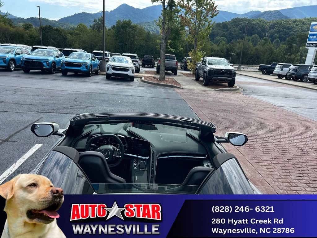 Used 2024 Chevrolet Corvette Stingray Convertible w/ 1LT RWD image 15