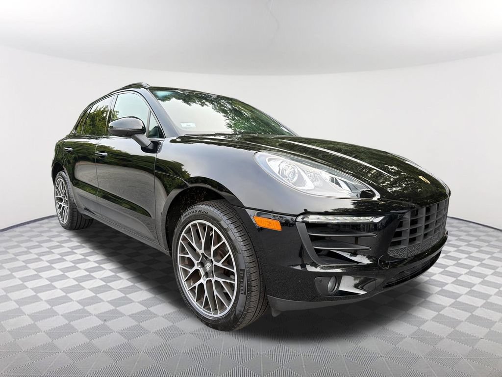 Used 2017 Porsche Macan S AWD/4WD image 3