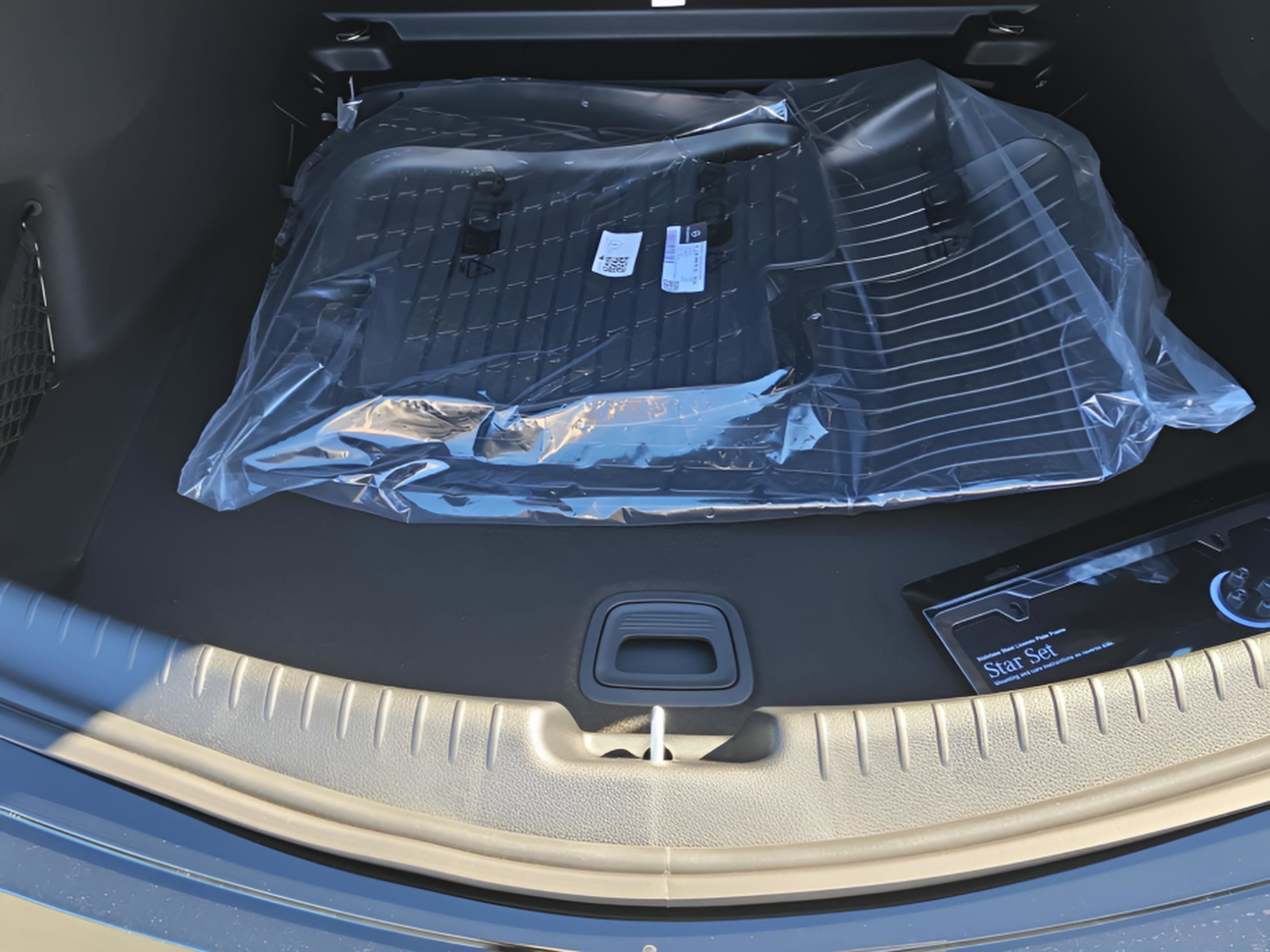 New 2026 Mercedes-Benz CLE 300 4MATIC Coupe image 27