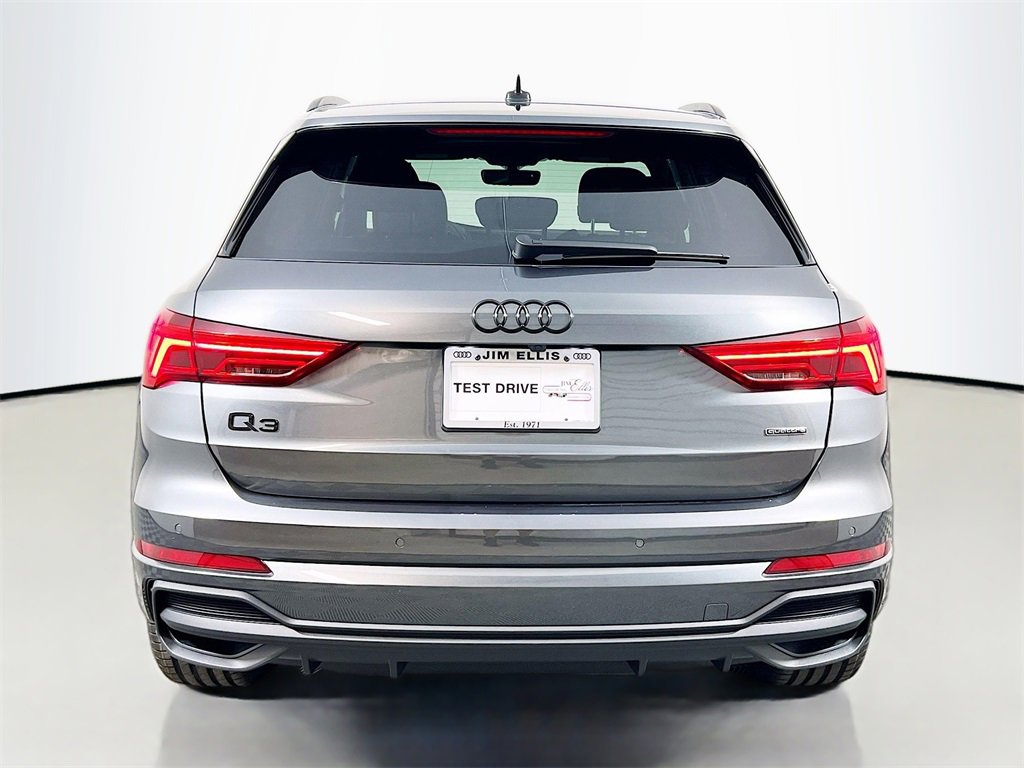 New 2025 Audi Q3 2.0T Premium Plus image 6