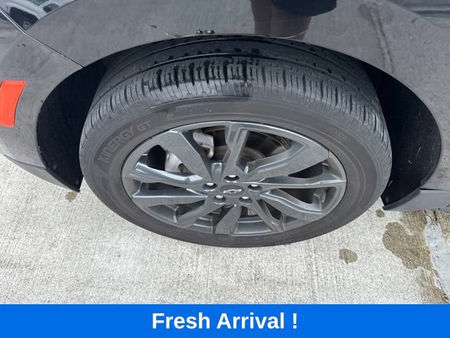 Used 2023 Chevrolet Equinox RS w/ RS Leather Package FWD image 17