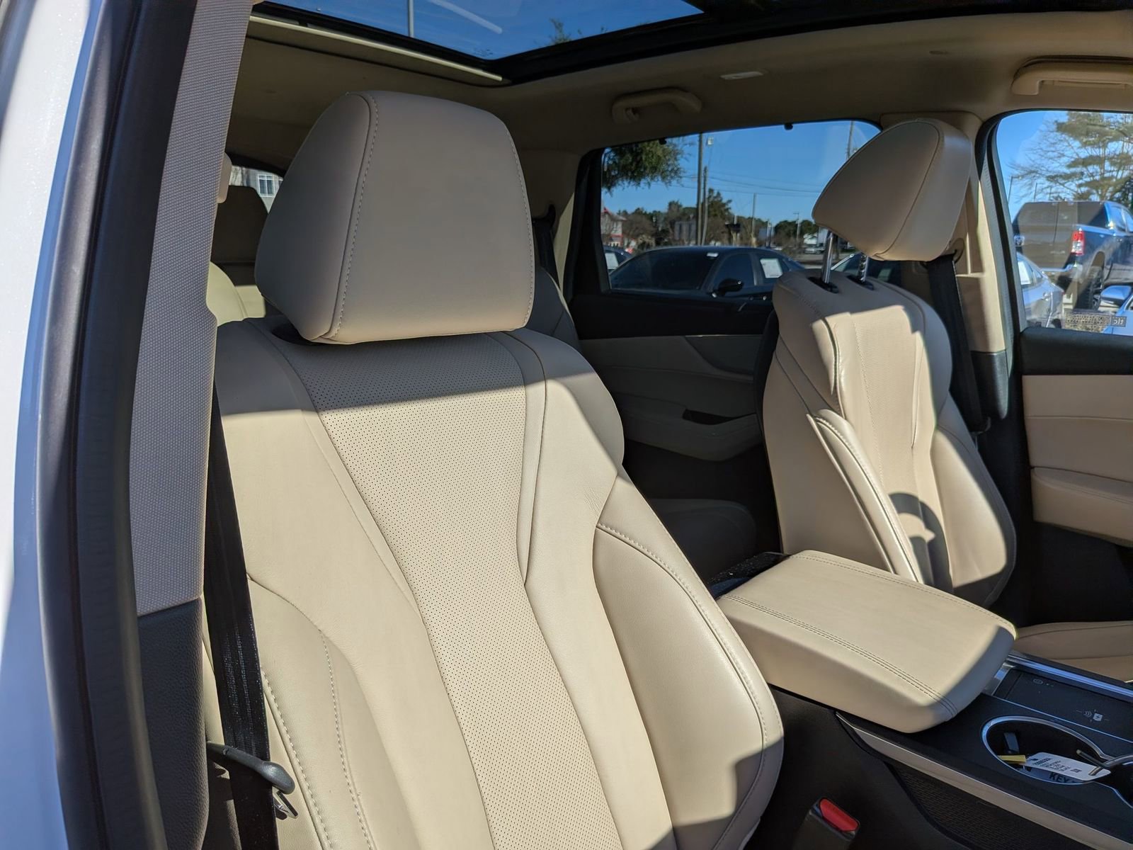 Used 2023 Acura MDX SH-AWD w/ Technology Package image 40