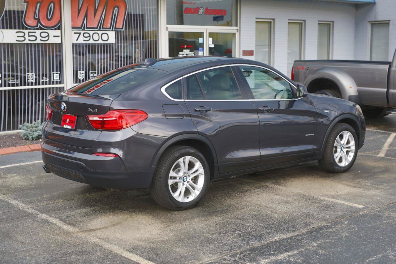 Used 2016 BMW X4 xDrive28i w/ Technology Package AWD/4WD image 17