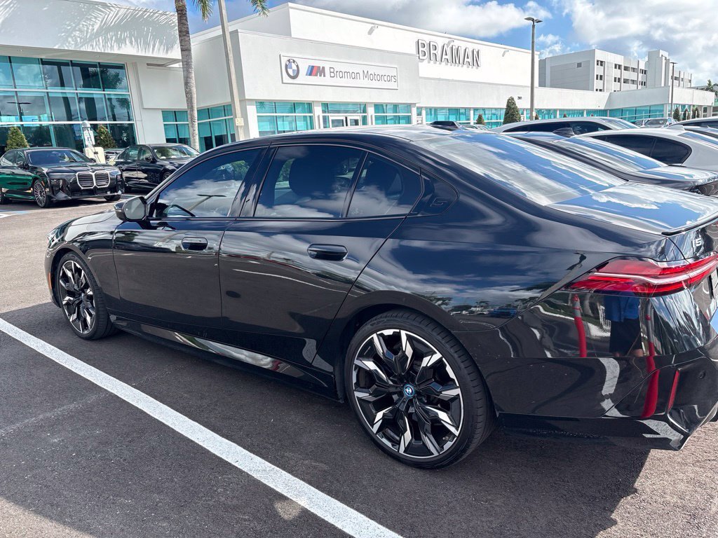 Certified 2024 BMW i5 M60 w/ Premium Package AWD/4WD image 8