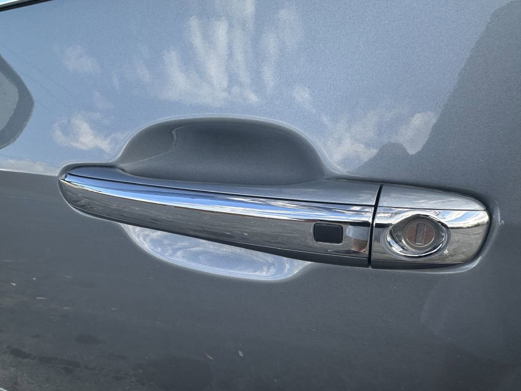Used 2015 Hyundai Equus Signature RWD image 32