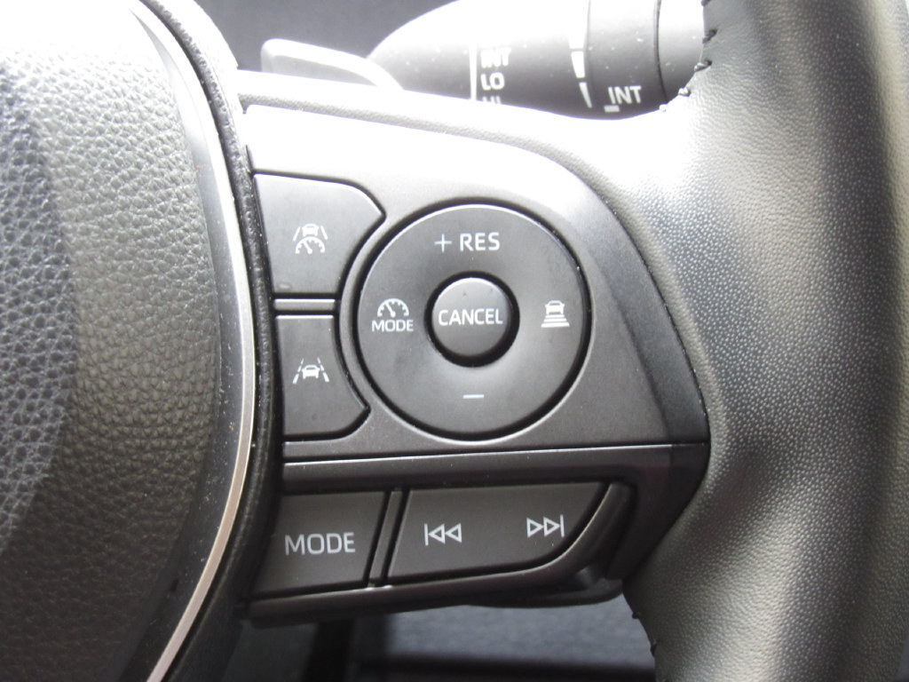 Used 2024 Toyota Corolla XSE FWD image 24