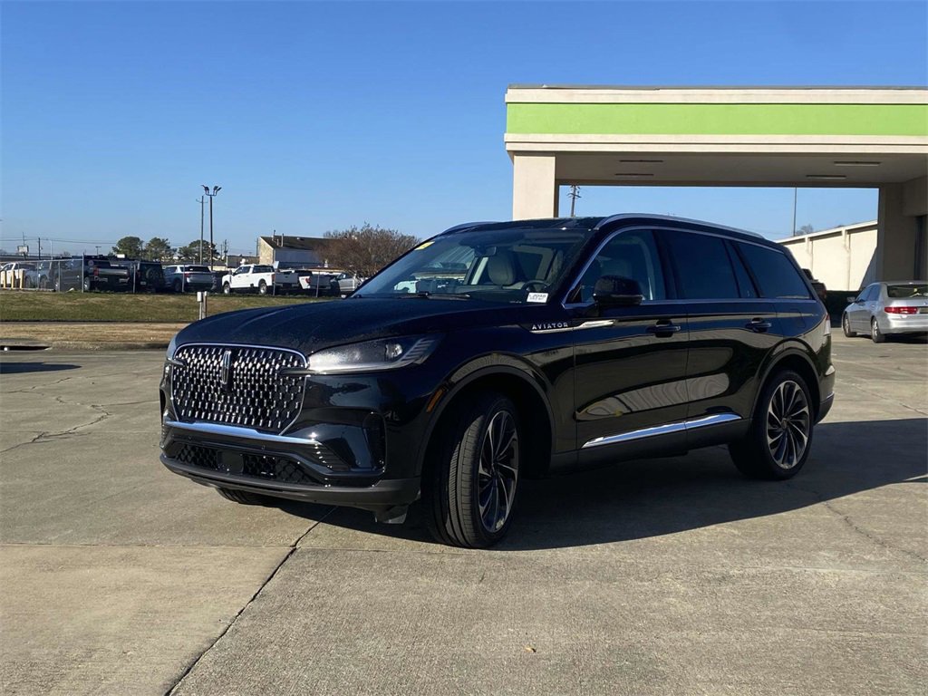 New 2025 Lincoln Aviator Reserve w/ Equipment Group 201A image 7