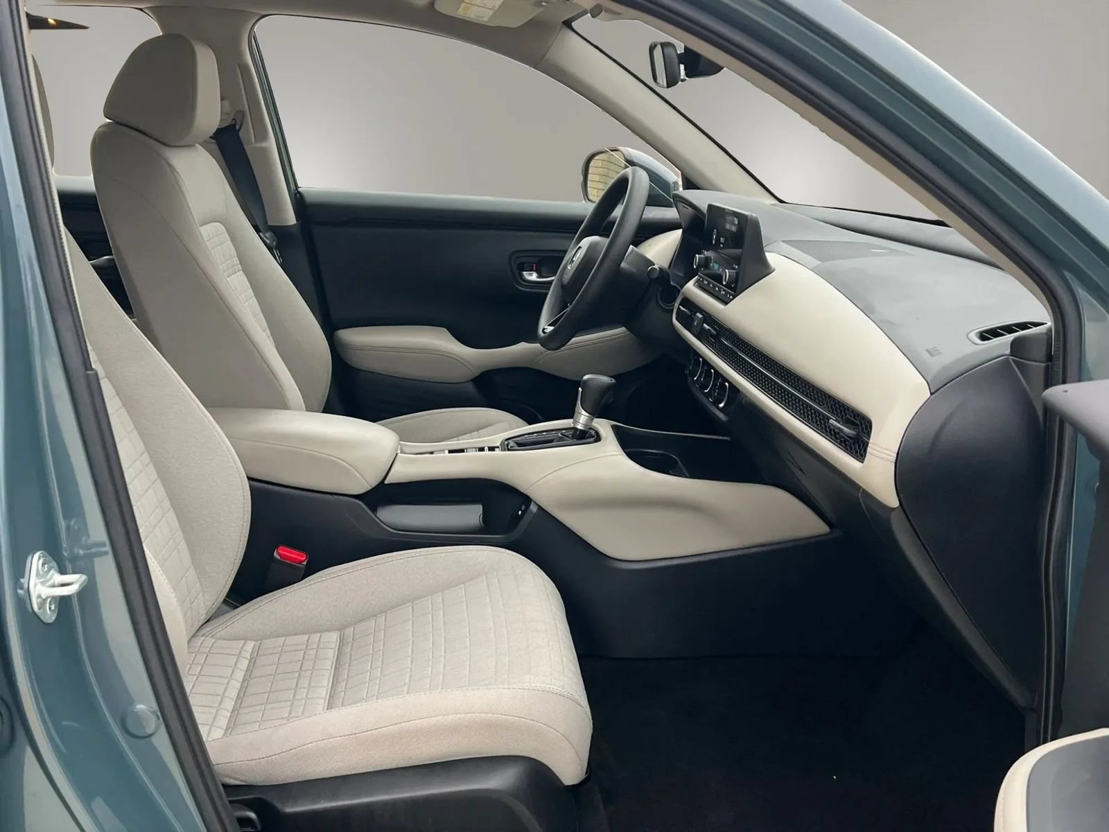 Used 2025 Honda HR-V LX image 20