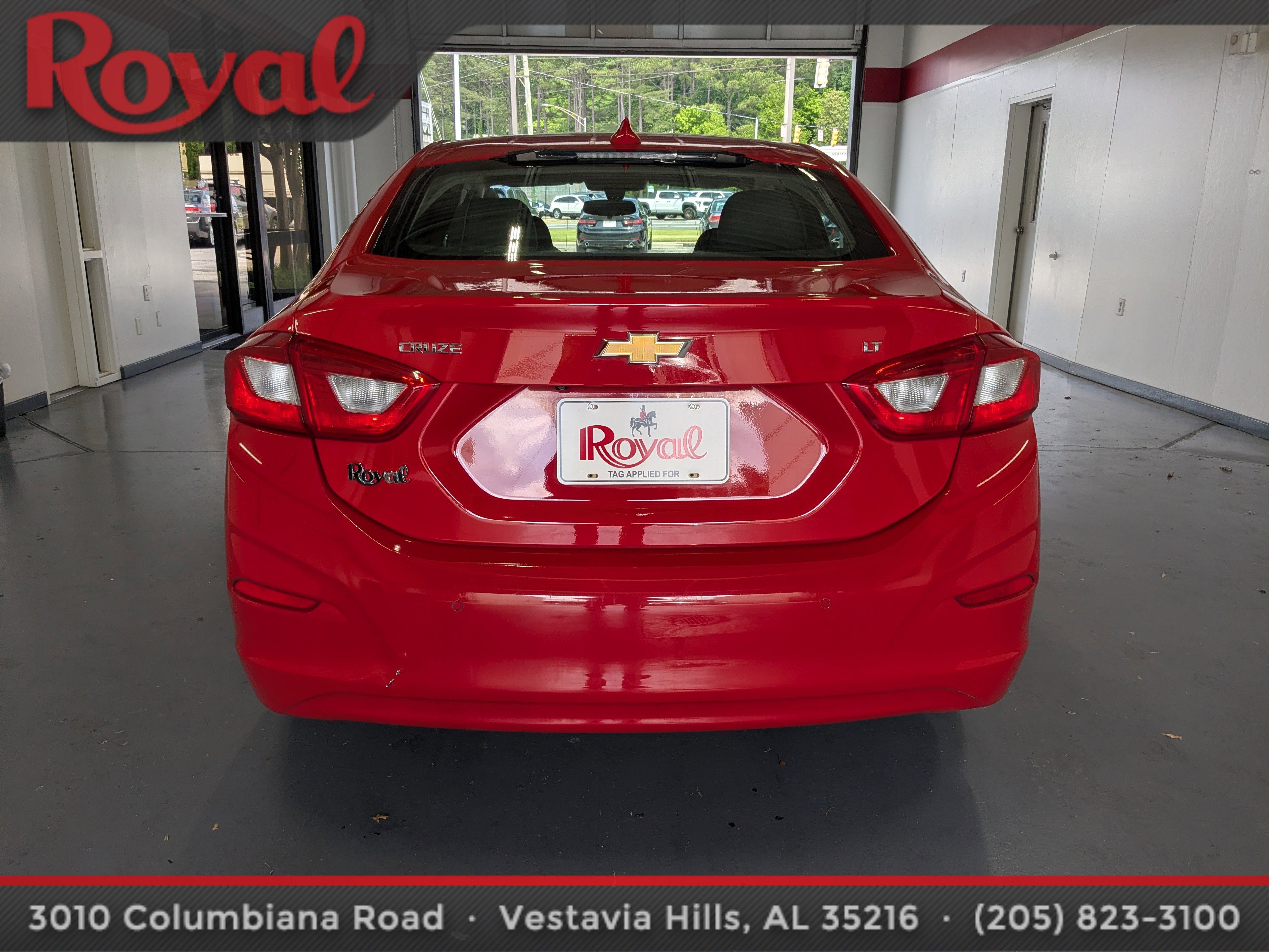 Used 2016 Chevrolet Cruze LT w/ Convenience Package FWD image 3