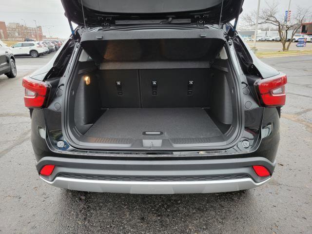 New 2026 Chevrolet Trax LT w/ LT Convenience Package image 25