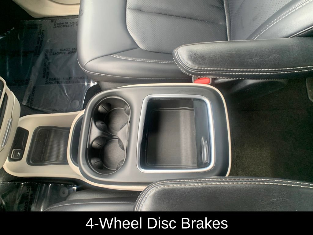 Used 2023 Chrysler Pacifica Touring-L FWD image 24