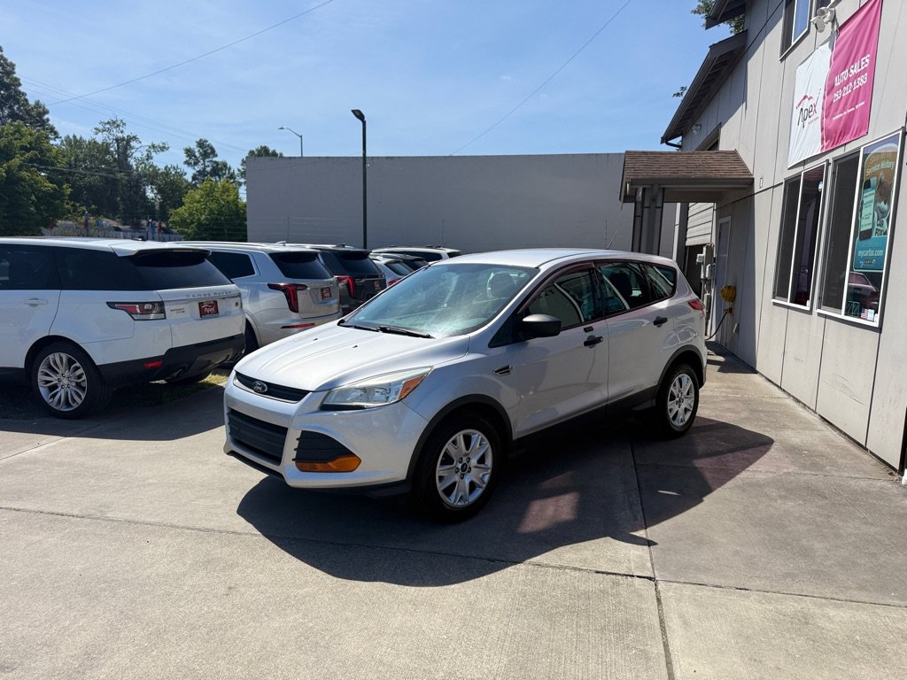 Used 2013 Ford Escape S FWD image 4