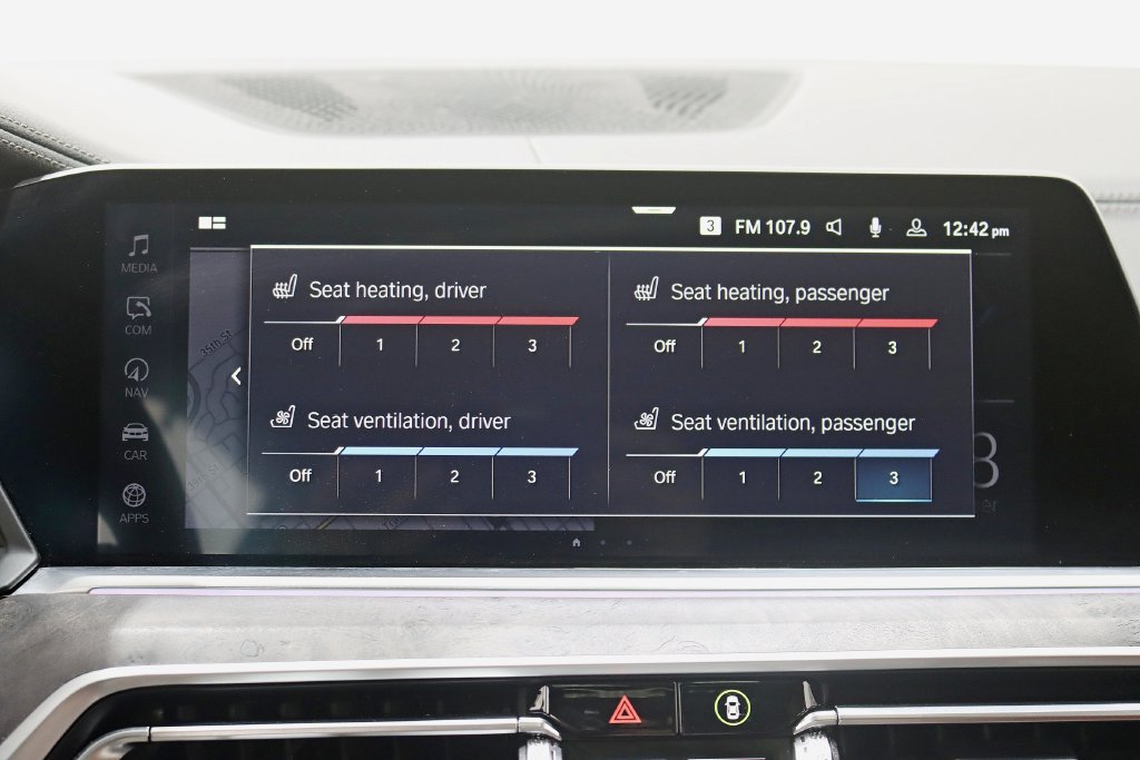 Used 2023 BMW X5 xDrive45e w/ Executive Package AWD/4WD image 28