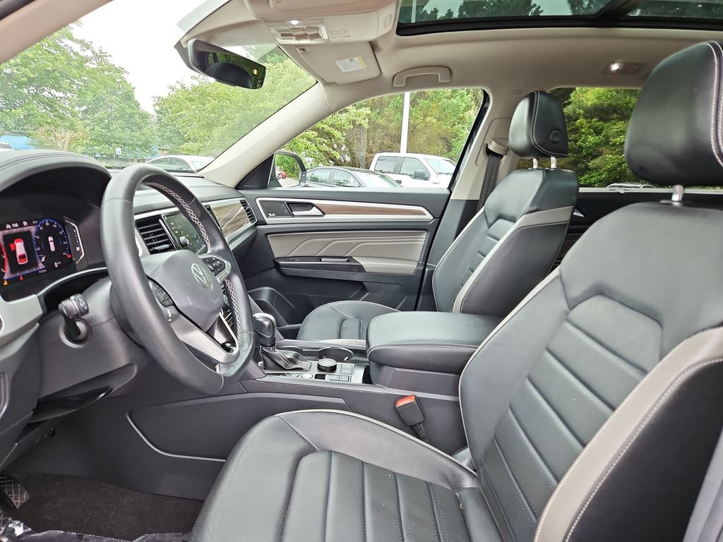 Used 2021 Volkswagen Atlas SEL Premium AWD/4WD image 23