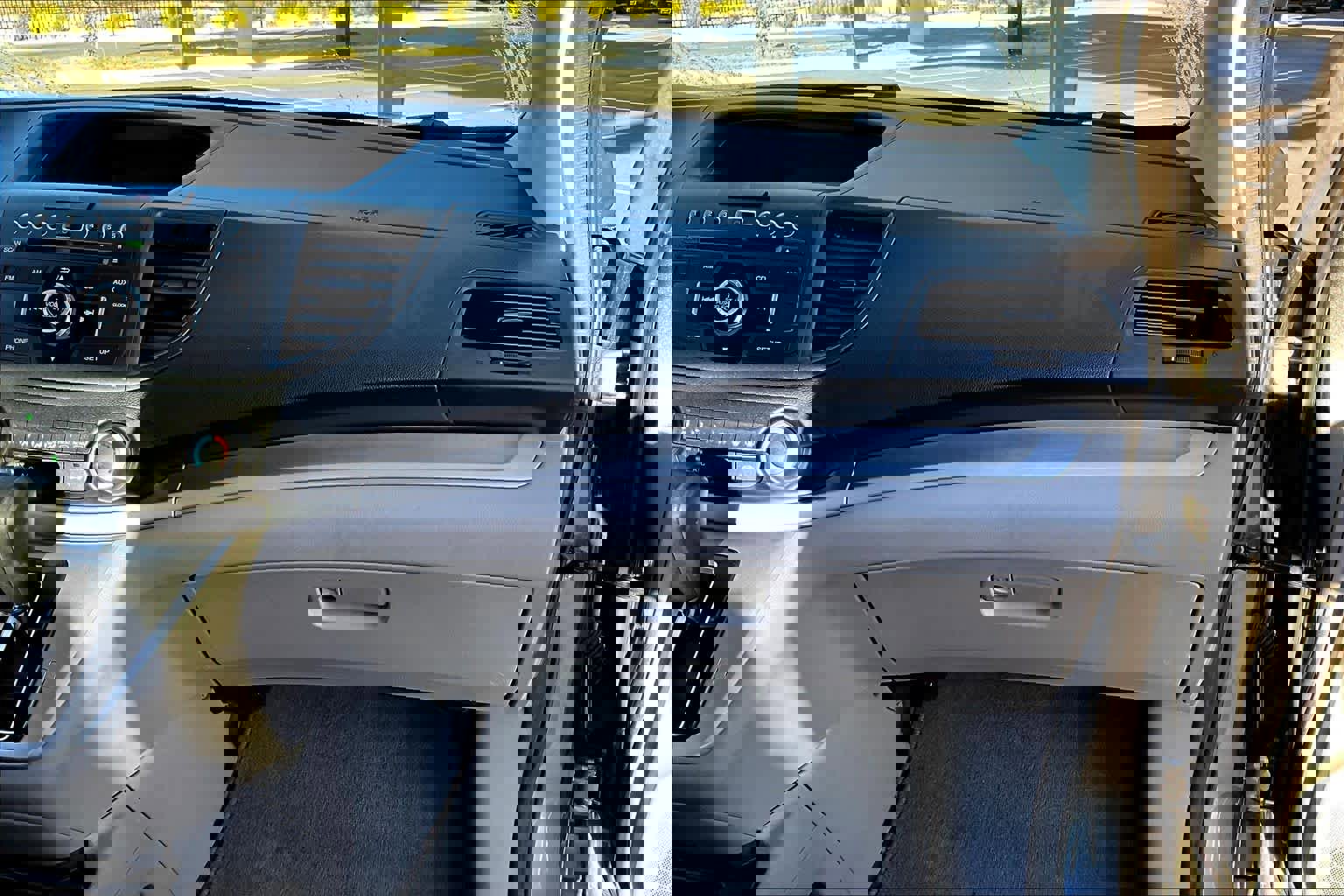 Used 2014 Honda CR-V LX image 18