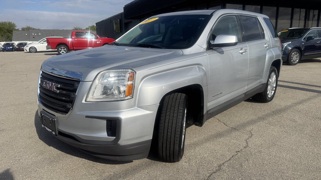 Used 2017 GMC Terrain SLE FWD image 4