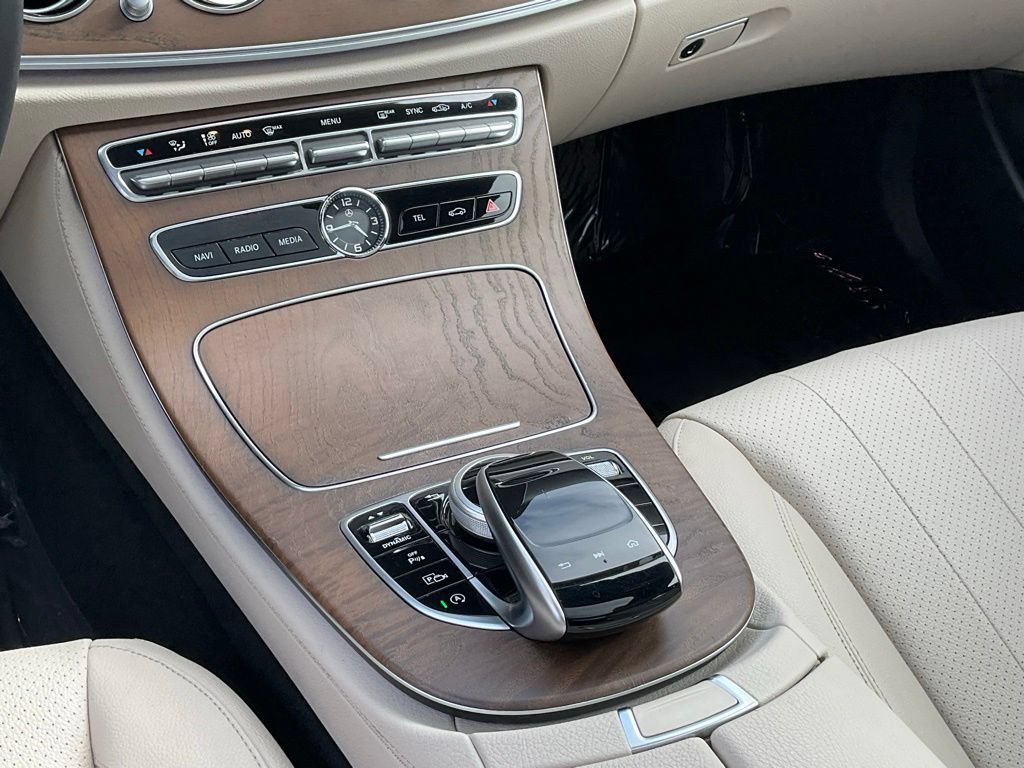 Used 2019 Mercedes-Benz E 300 w/ Premium 1 Package image 43