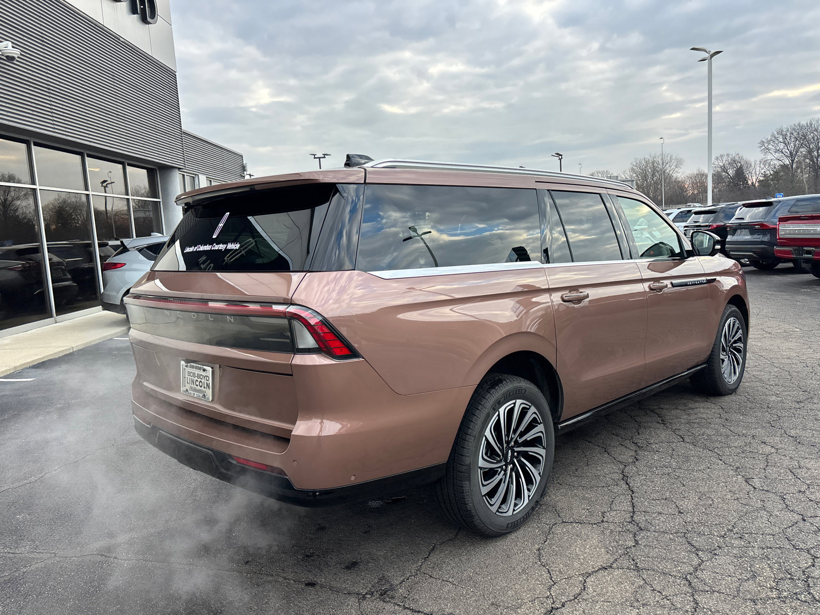 New 2025 Lincoln Navigator L Black Label AWD/4WD image 7