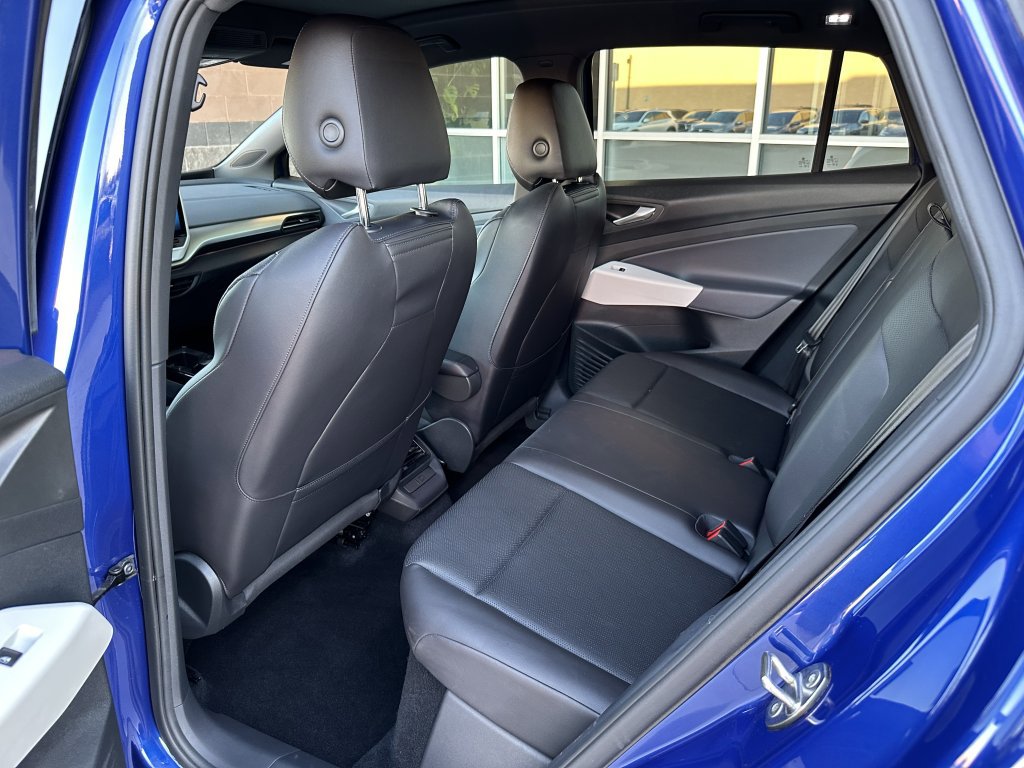 Used 2021 Volkswagen ID.4 1st Edition image 15