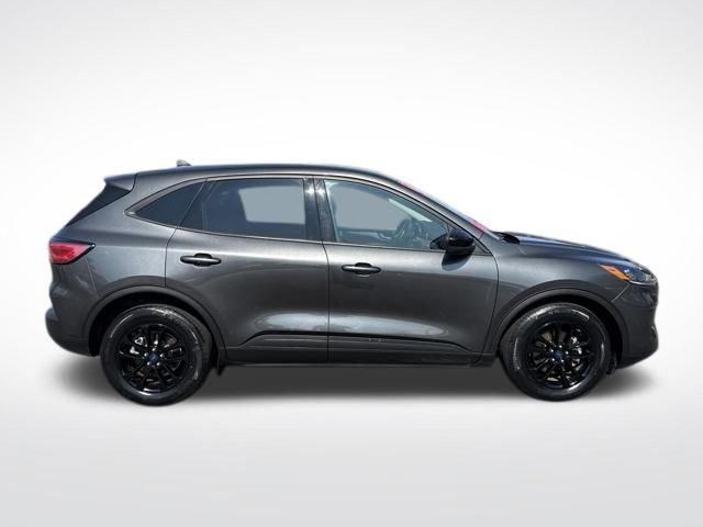 Used 2020 Ford Escape SE Sport image 6