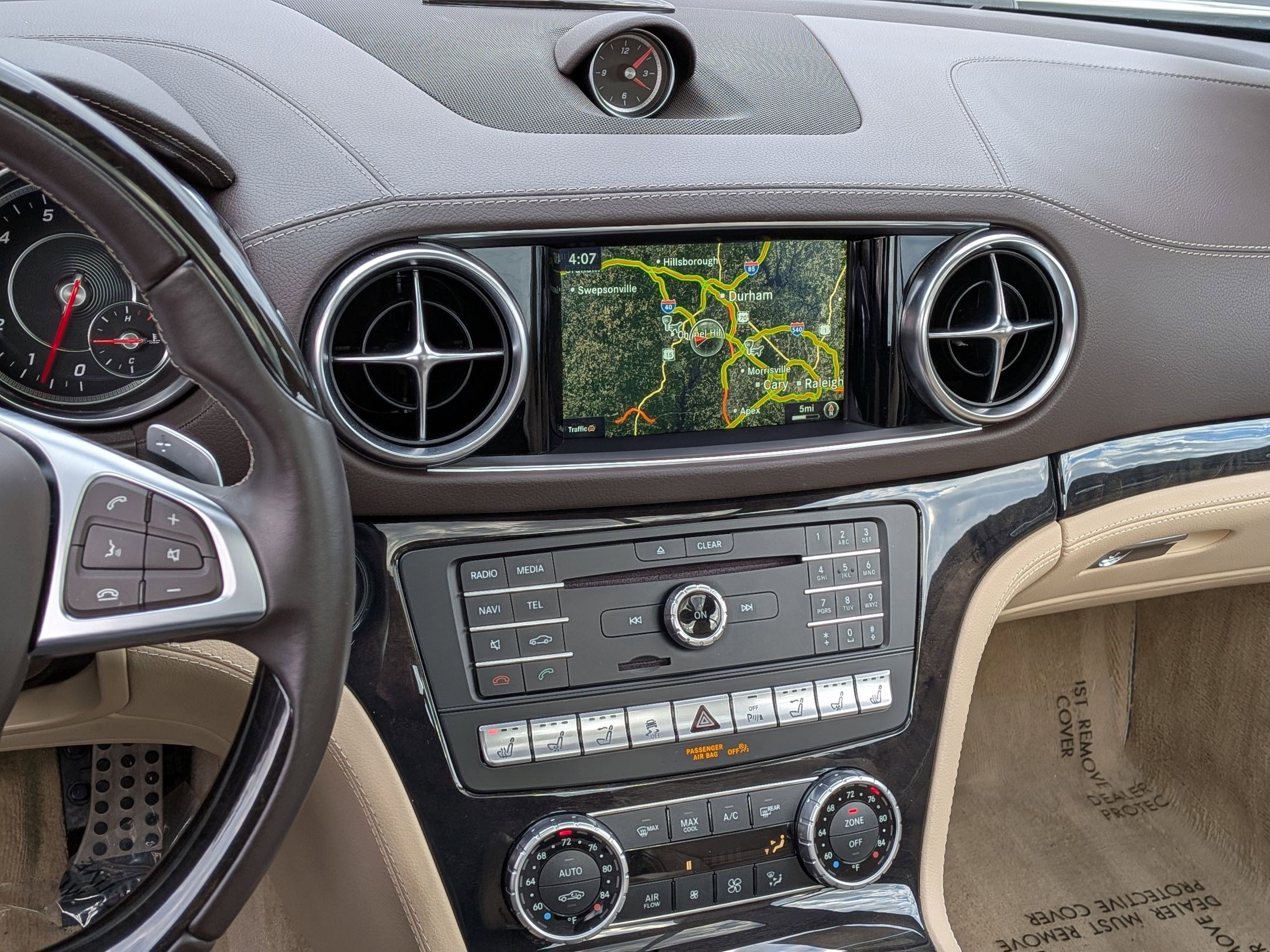 Used 2019 Mercedes-Benz SL 550 image 33