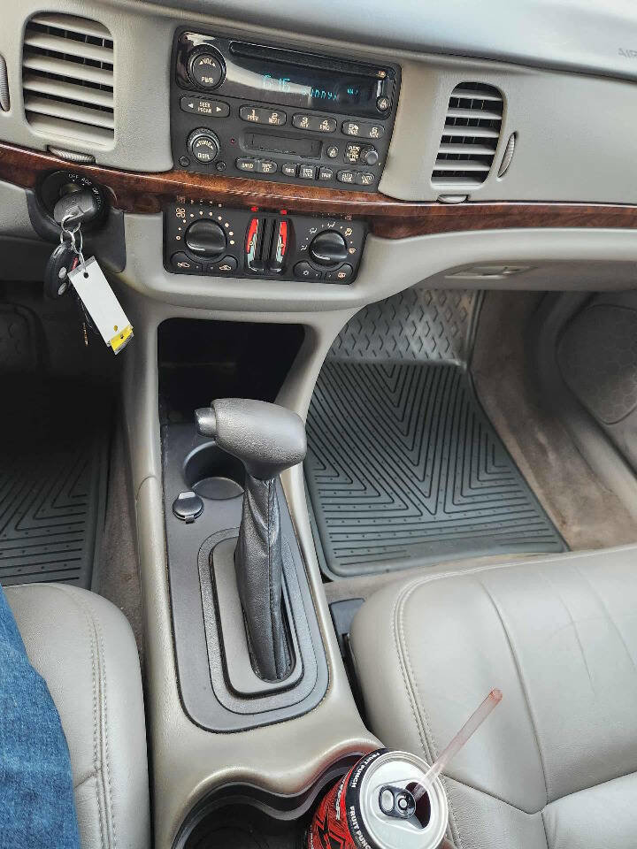 Used 2005 Chevrolet Impala LS w/ Sun And Sound Package image 23