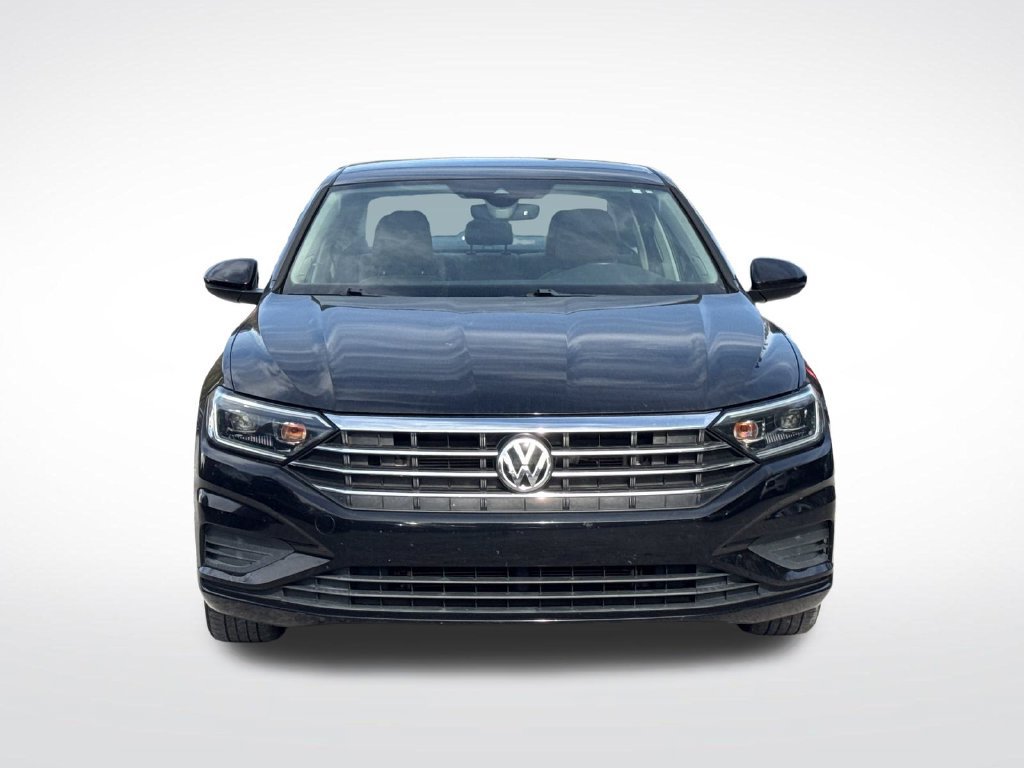 Used 2019 Volkswagen Jetta SEL w/ Cold Weather Package FWD image 9