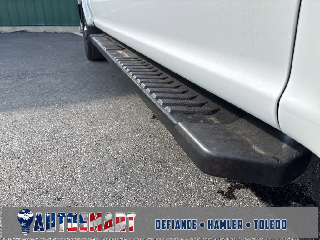 Used 2018 Ford F150 Lariat w/ Equipment Group 502A Luxury image 13