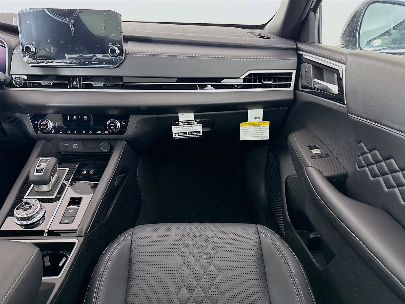 New 2025 Mitsubishi Outlander SEL Black Edition image 24