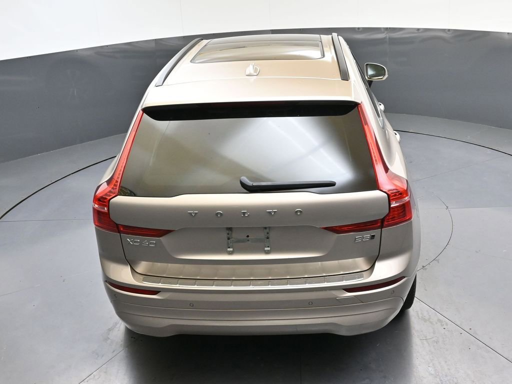 Certified 2023 Volvo XC60 B5 Core image 39