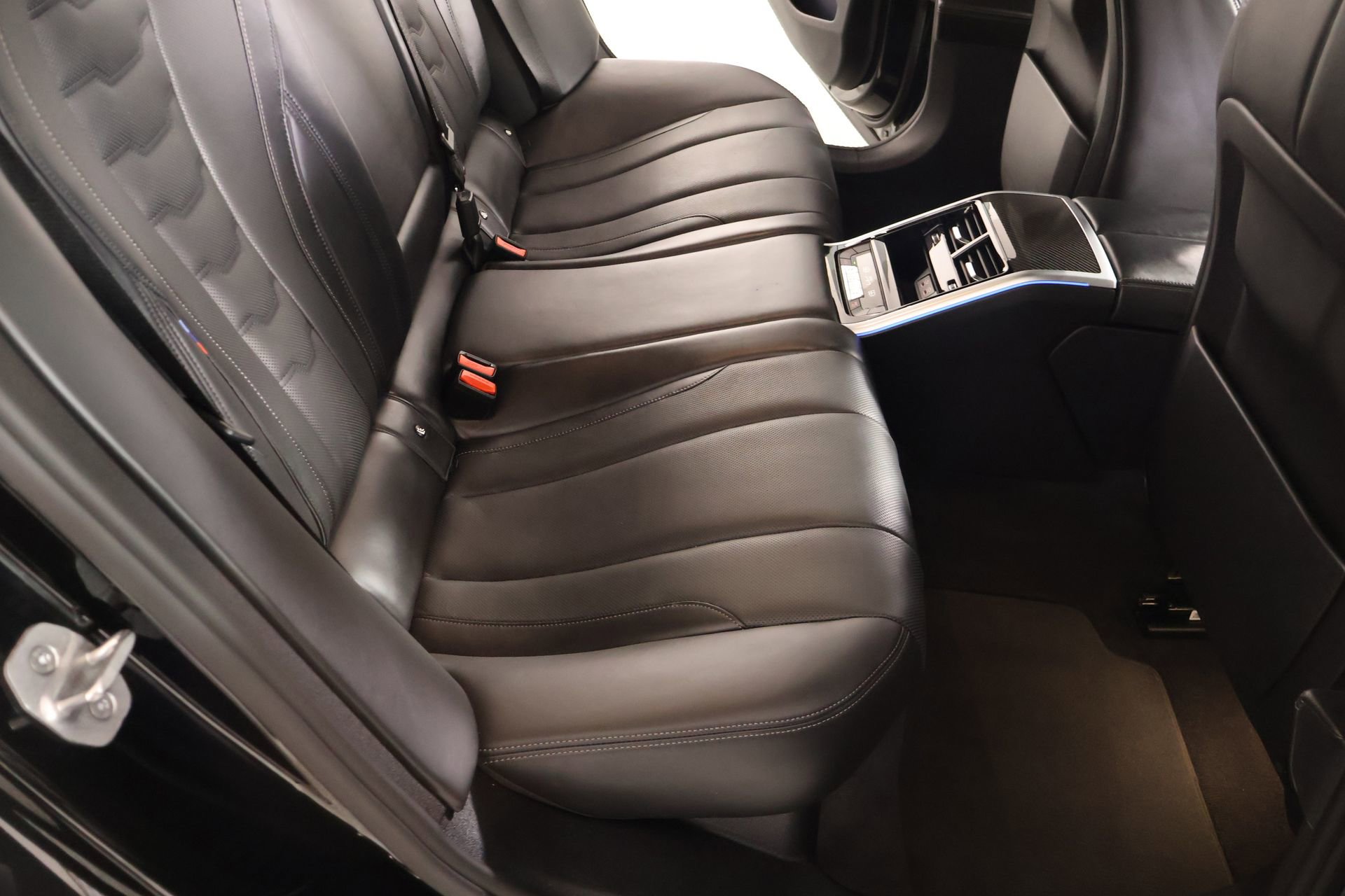 Used 2024 BMW M850i Gran Coupe xDrive image 15