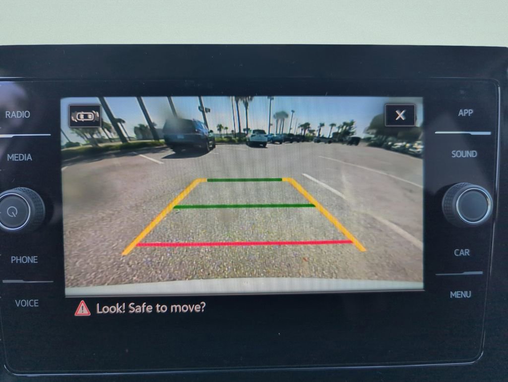 New 2026 Volkswagen Taos SE image 35