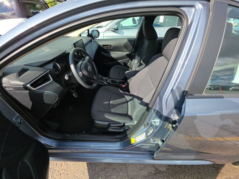 Used 2022 Toyota Corolla LE FWD image 6