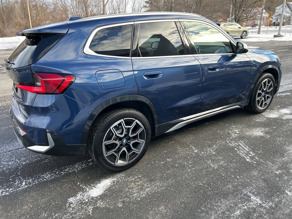 Certified 2023 BMW X1 xDrive28i w/ Premium Package image 5