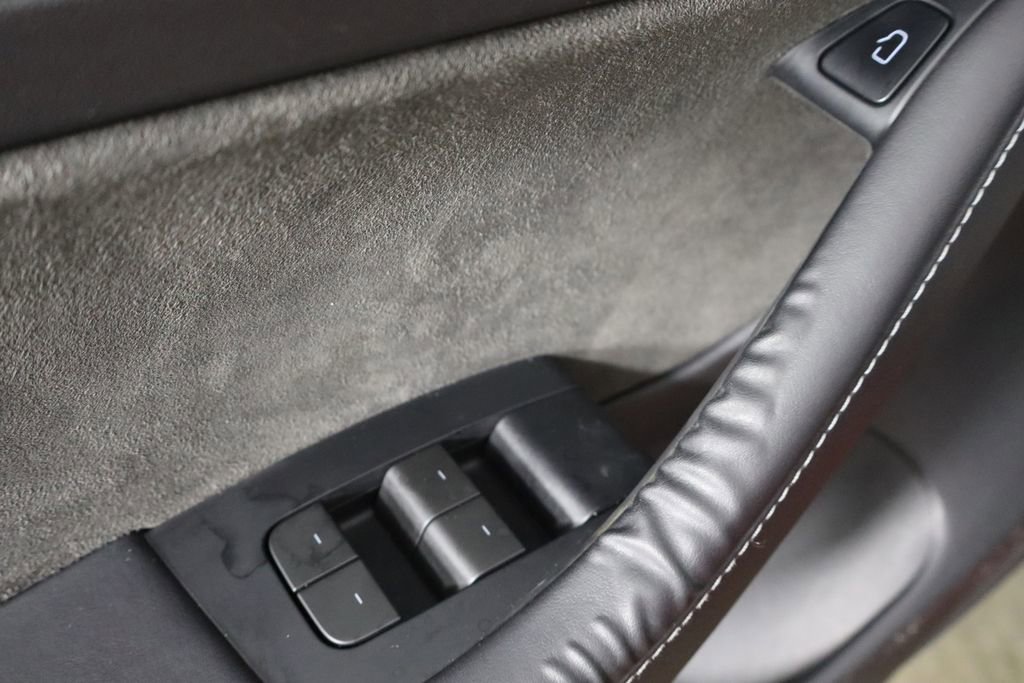 Used 2023 Tesla Model 3 Standard Range image 19