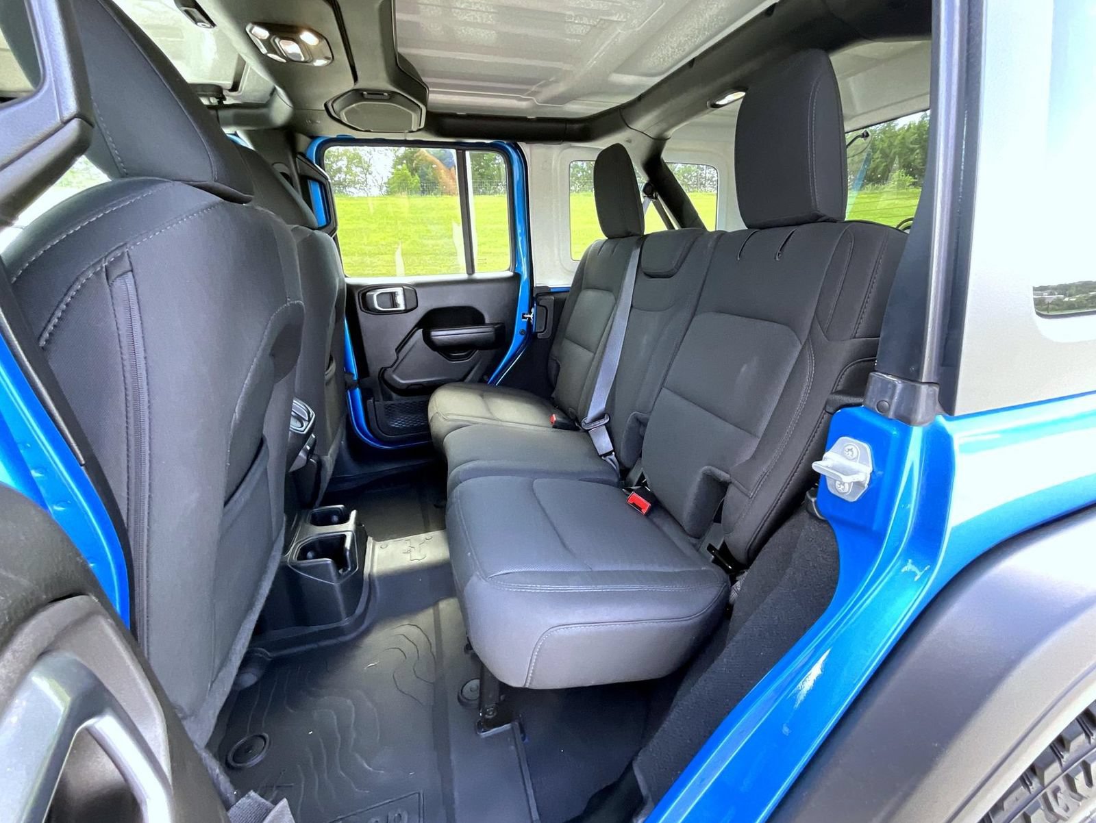 Used 2022 Jeep Wrangler Unlimited Sport AWD/4WD image 20