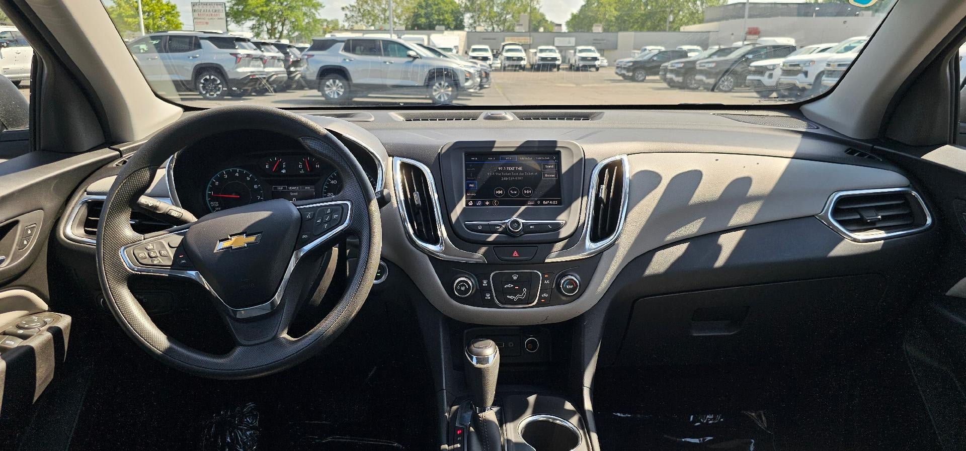 Used 2020 Chevrolet Equinox LS AWD/4WD image 12