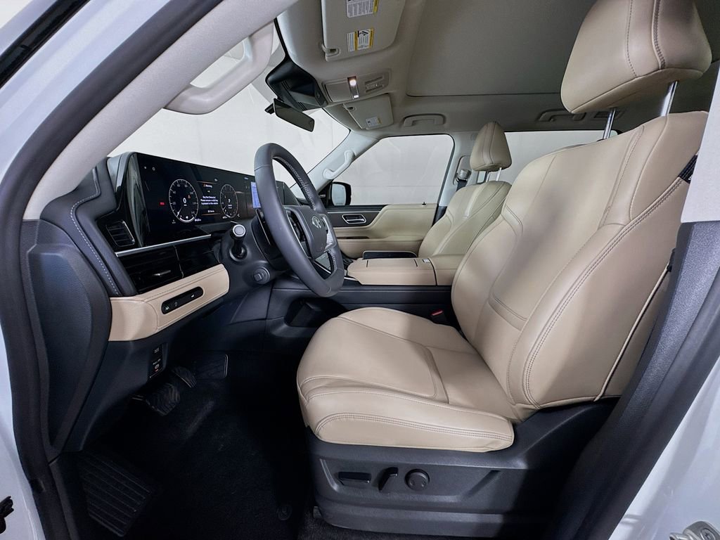 Certified 2026 INFINITI QX80 Pure w/ Cargo Package AWD/4WD image 26