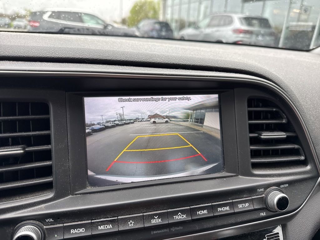 Used 2020 Hyundai Elantra Value Edition w/ Cargo Package (C1) FWD image 17