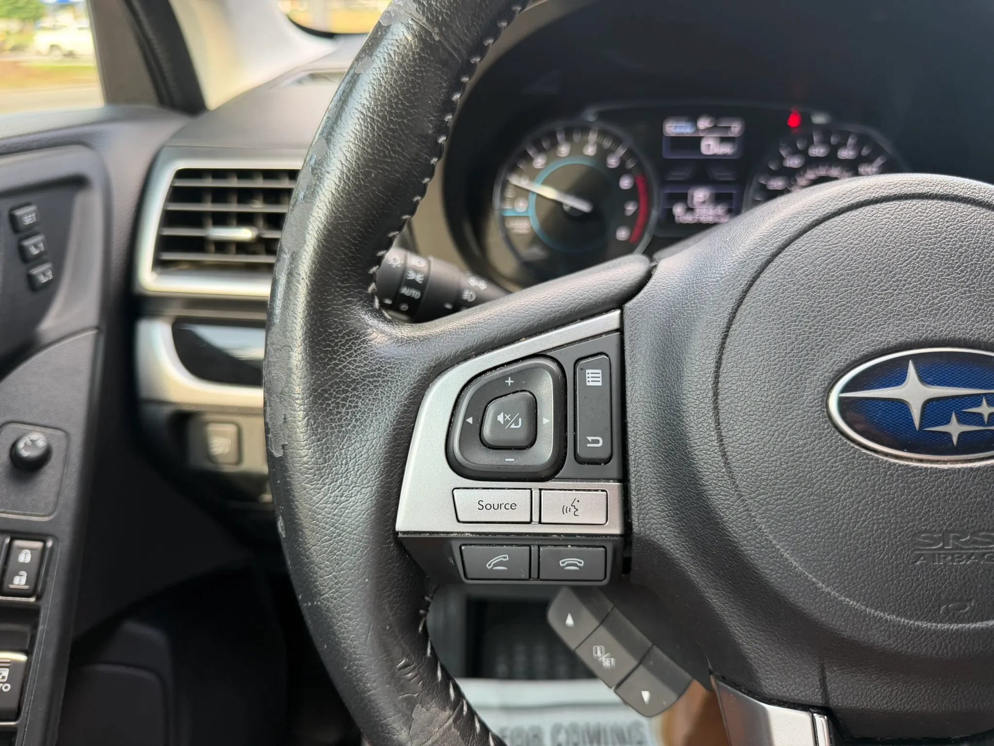 Used 2018 Subaru Forester 2.5i Touring w/ Popular Package #3B AWD/4WD image 24