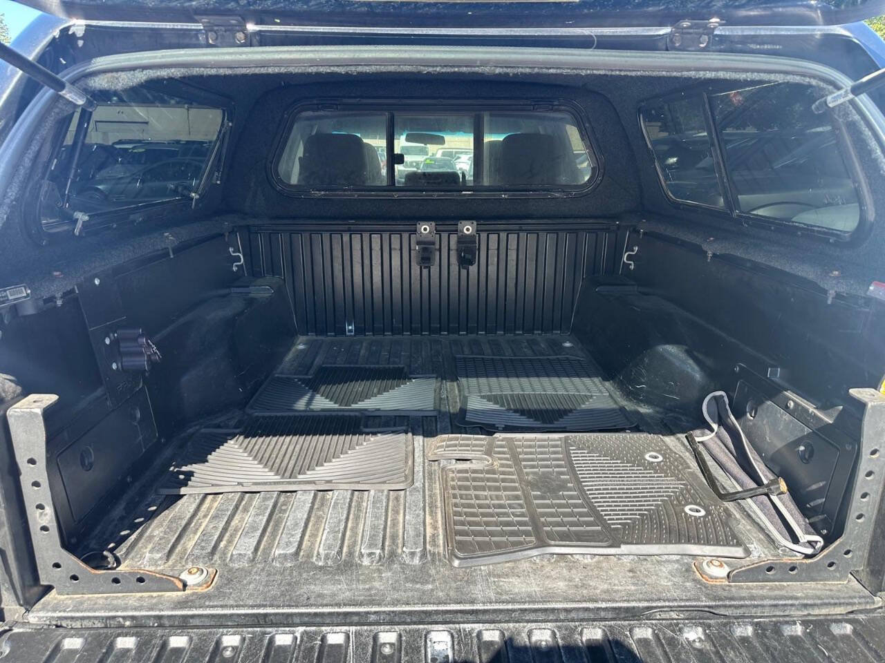 Used 2015 Toyota Tacoma PreRunner w/ SR5 Package RWD image 16